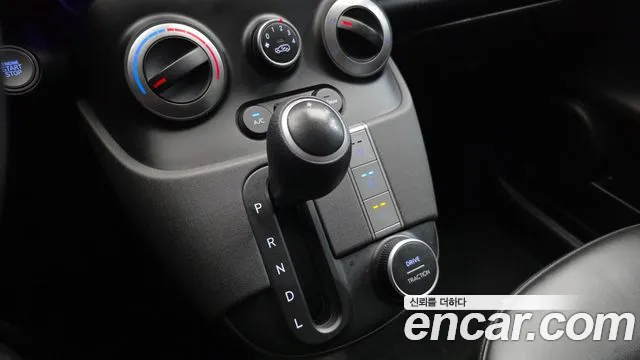 Hyundai Casper Casper Modern — Фото автомобиля 9