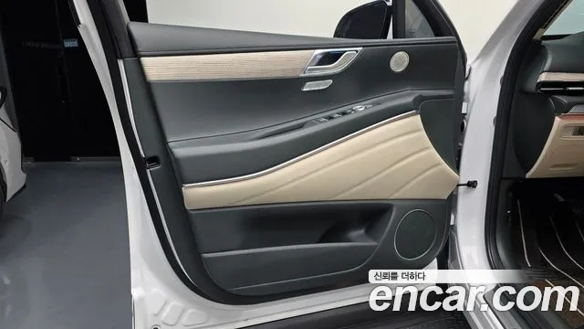 Genesis GV80 — Фото автомобиля 13