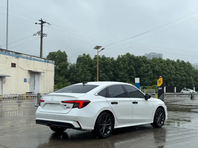Honda Integra 2022 240TURBO CVT Luxury Edition — Фото автомобиля 6