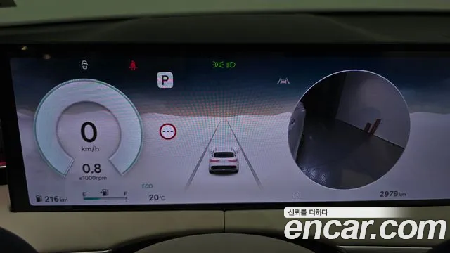 Genesis GV70 — Фото автомобиля 11