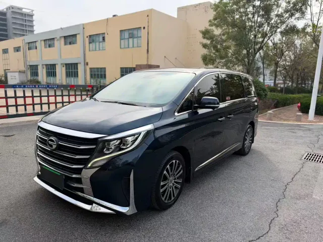Фотография автомобиля — GAC Trumpchi M8