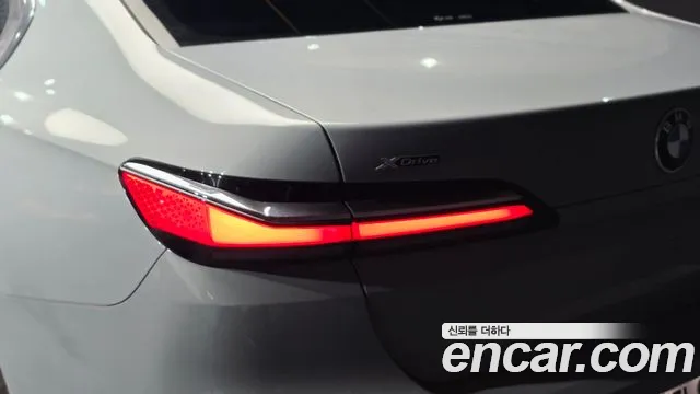 BMW 7 Series G70 — Фото автомобиля 8