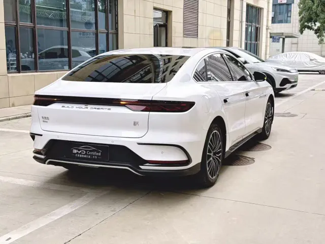 BYD Han — Фото автомобиля 20