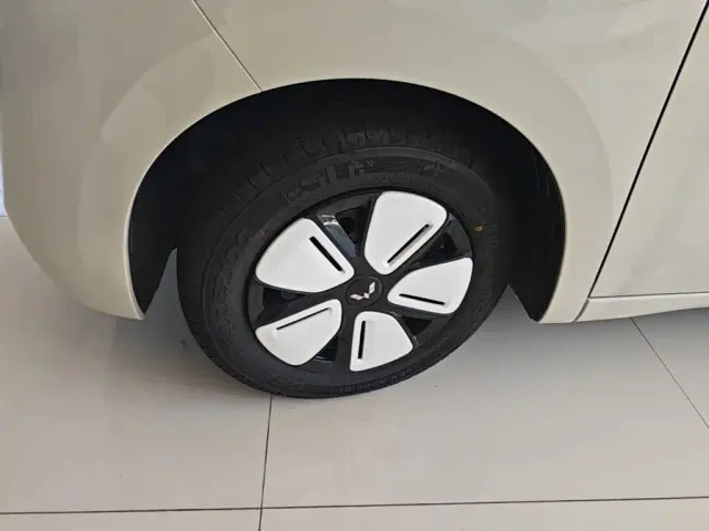 Wuling Hongguang Mini EV — Фото автомобиля 22