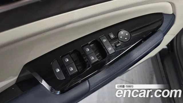 Kia Sportage Sportage 5-е поколение Бензин 1.6 турбо 2WD — Фото автомобиля 14
