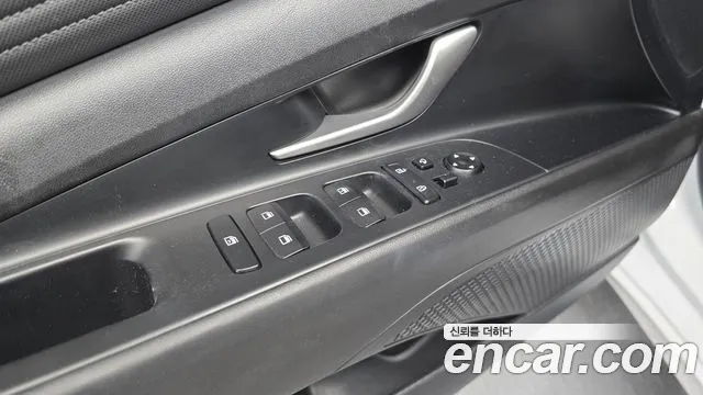 Hyundai Avante CN7 — Фото автомобиля 28