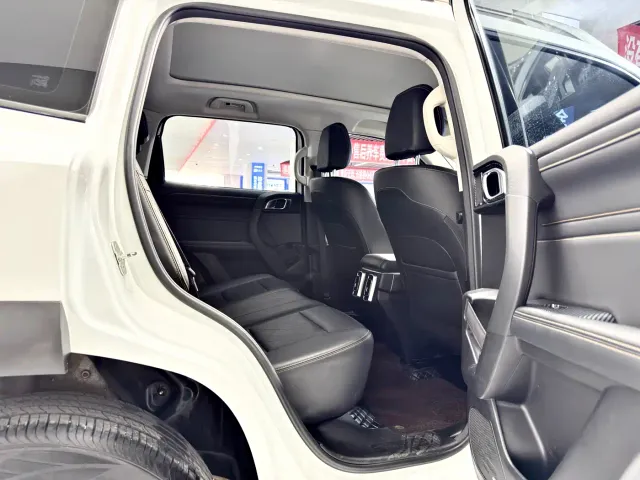Haval Big Dog — Фото автомобиля 12
