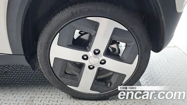 Hyundai Casper Electric — Фото автомобиля 6