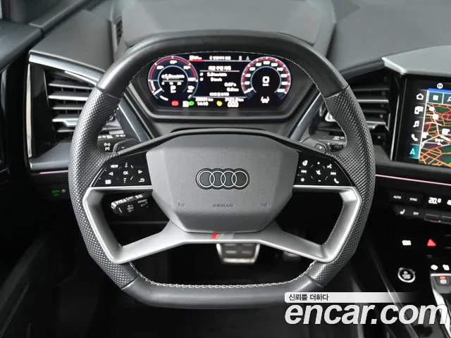 Audi Q4 e-tron F4 — Фото автомобиля 13