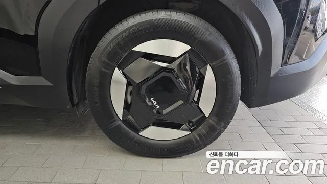Kia EV9 — Фото автомобиля 6