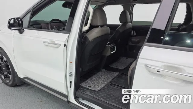 Kia Carnival 4th Gen — Фото автомобиля 18