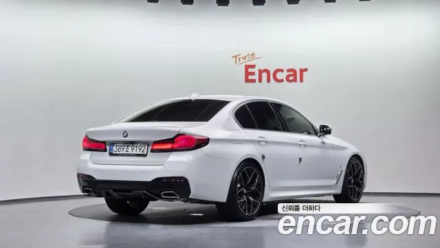 BMW 5 Series G30 — Фото автомобиля 2