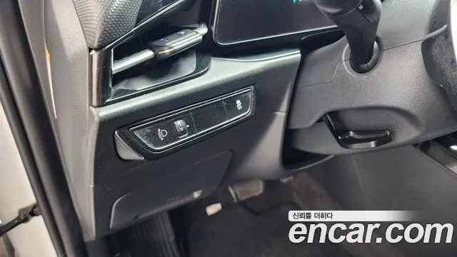 Kia Niro New — Фото автомобиля 25
