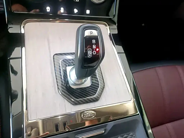 Land Rover Range Rover Evoque — Фото автомобиля 13