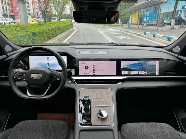 Geely Xingyue L — Фото автомобиля 17
