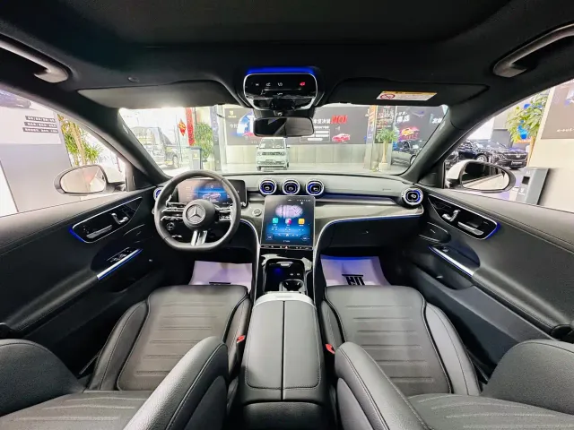 Mercedes-Benz C-Class — Фото автомобиля 6