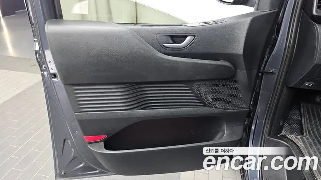 Hyundai Staria Staria Tourer 11 мест — Фото автомобиля 22