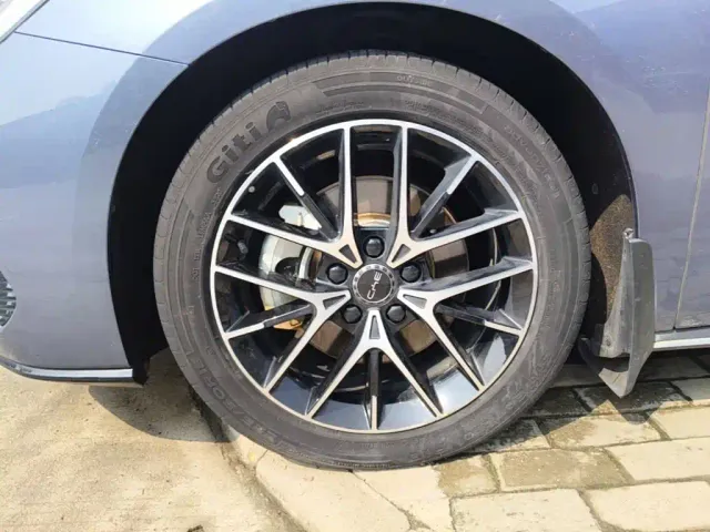 BYD Seal — Фото автомобиля 22