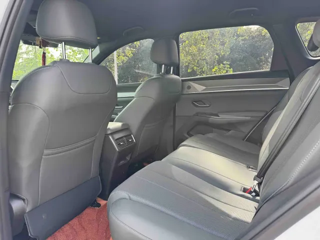 BYD Song Pro — Фото автомобиля 10