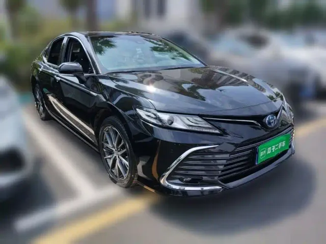 Toyota Camry — Фото автомобиля 3