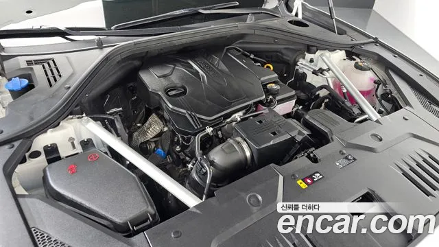 Genesis GV70 2.5T Бензин 2WD — Фото автомобиля 6
