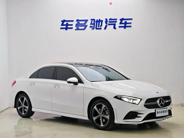 Mercedes-Benz A-Class — Фото автомобиля 3