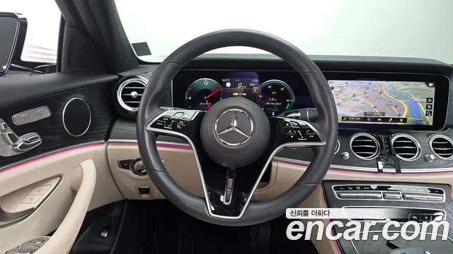 Mercedes-Benz E-Class W213 — Фото автомобиля 12