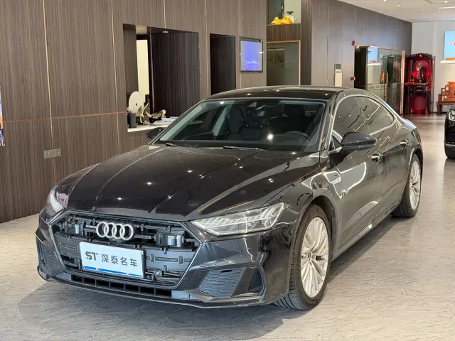 Фотография автомобиля — Audi A7L