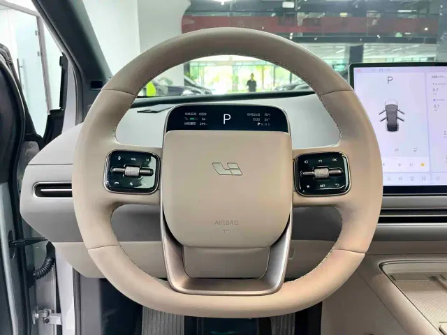 Li Auto i6 — Фото автомобиля 15