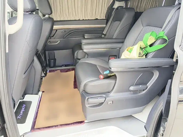 GAC Trumpchi M8 — Фото автомобиля 16
