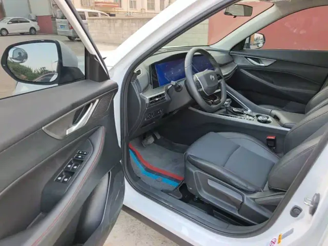 Changan CS35 Plus — Фото автомобиля 15