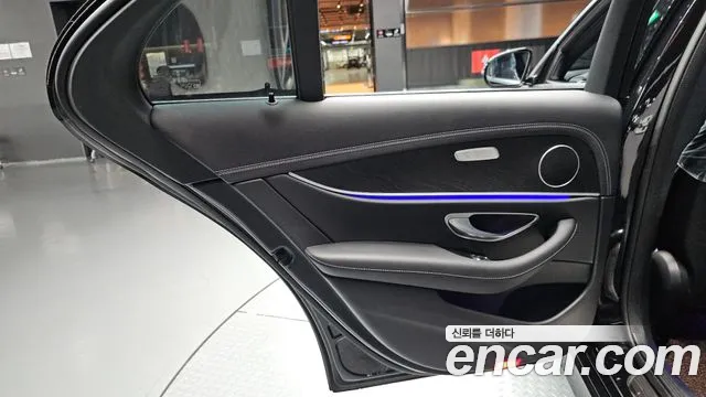 Mercedes-Benz E-Class W213 — Фото автомобиля 13