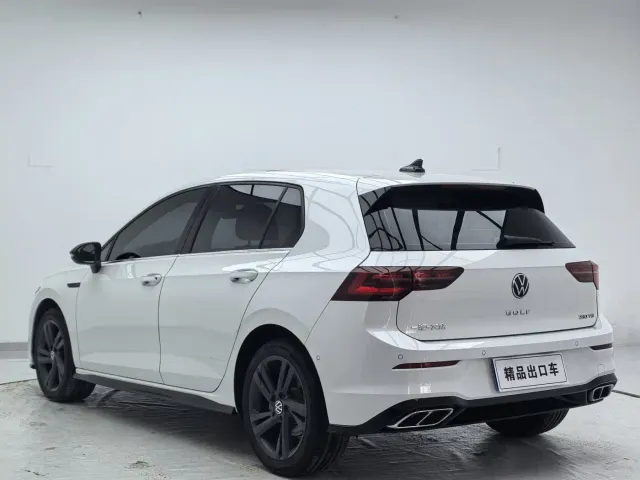 Volkswagen Golf — Фото автомобиля 6