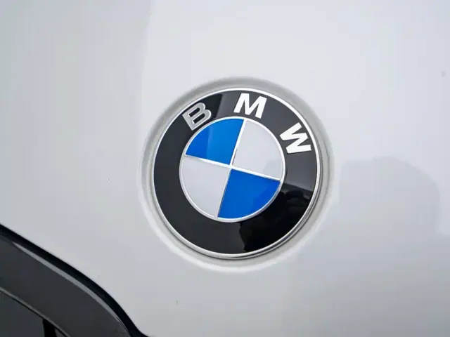 BMW 3 Series — Фото автомобиля 21