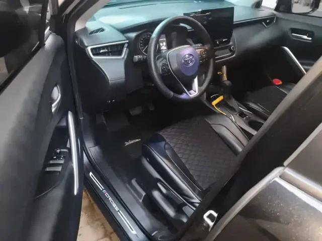 Toyota Corolla Cross — Фото автомобиля 17