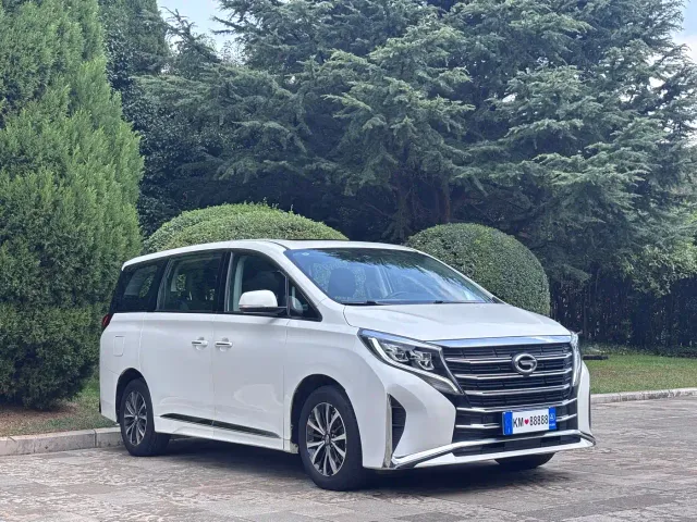 GAC Trumpchi M8 — Фото автомобиля 3