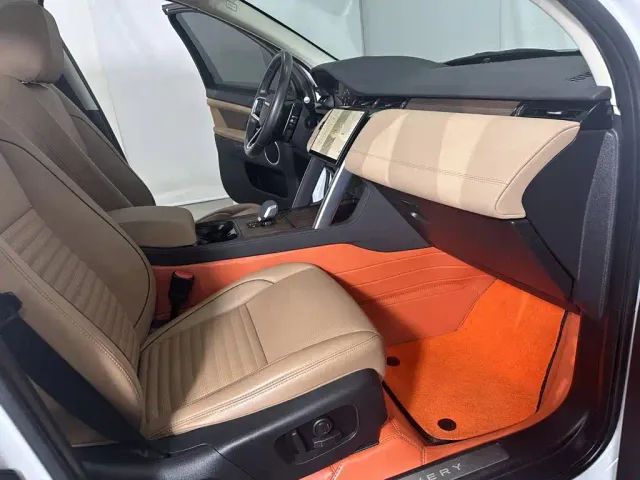 Land Rover Discovery Sport — Фото автомобиля 7