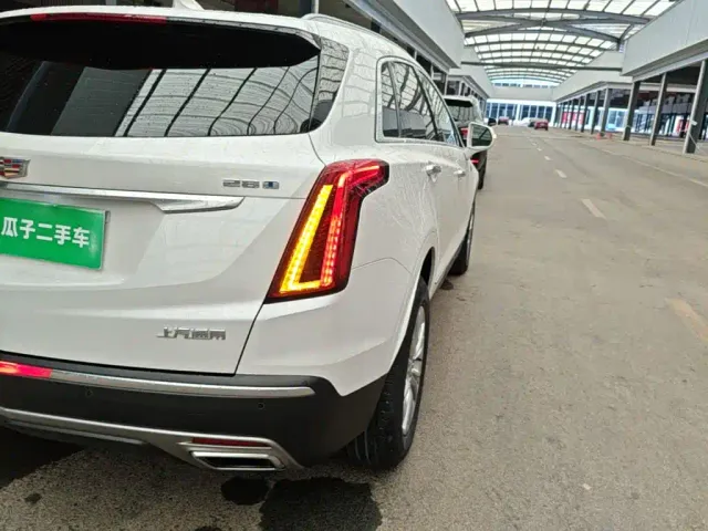 Cadillac XT5 — Фото автомобиля 7