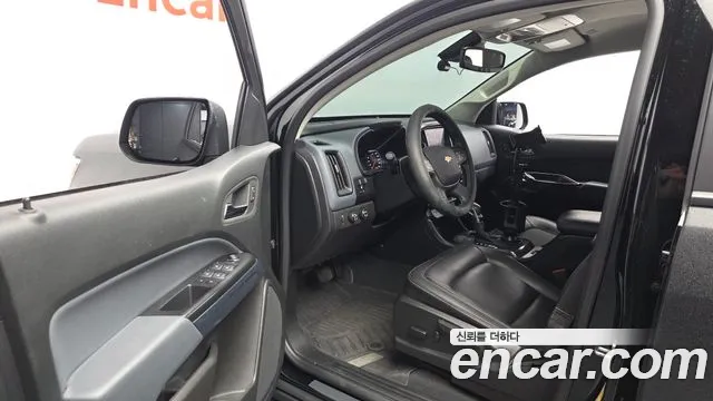 Chevrolet Colorado — Фото автомобиля 10