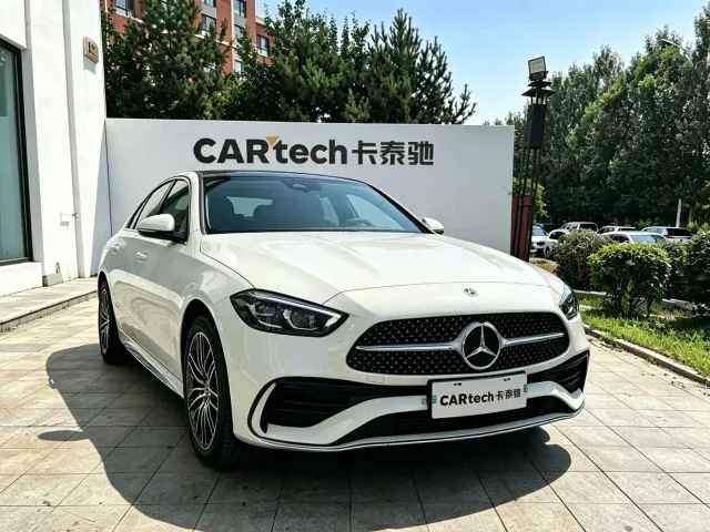 Mercedes-Benz C-Class — Фото автомобиля 4