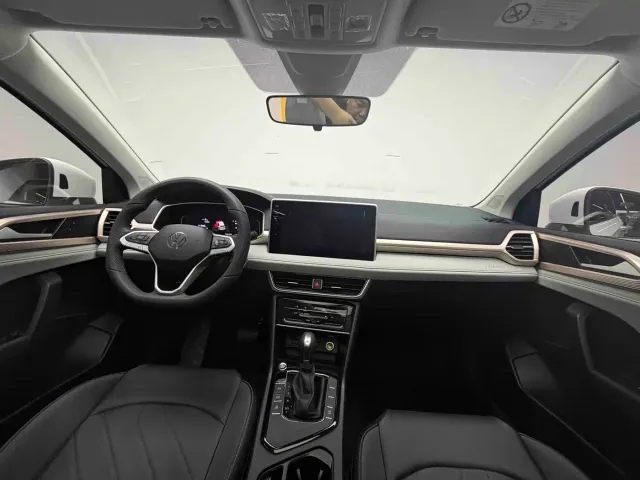 Volkswagen Tharu — Фото автомобиля 13