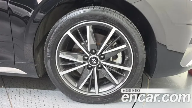 Hyundai Grandeur New — Фото автомобиля 6