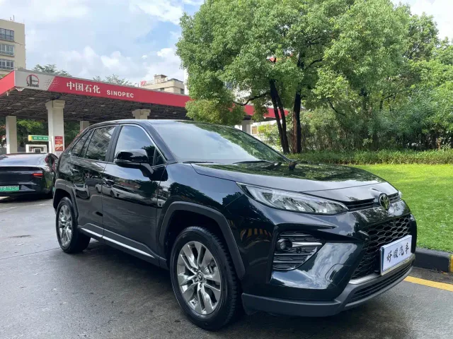 Toyota Wildlander — Фото автомобиля 6