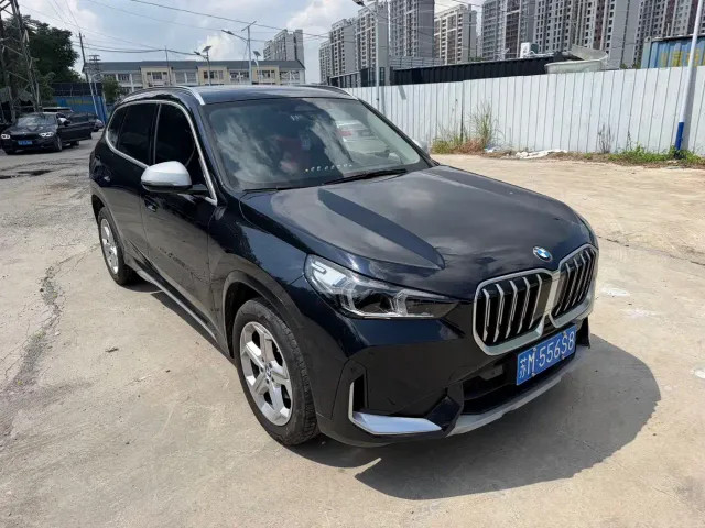 BMW X1 — Фото автомобиля 3