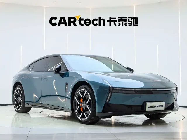 Xpeng P7 — Фото автомобиля 3