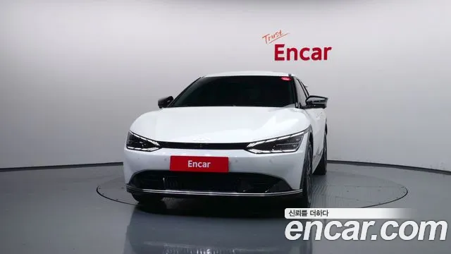 Kia EV6 — Фото автомобиля 3