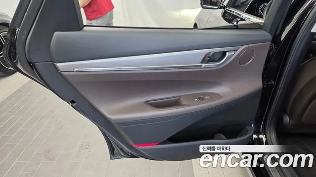 Hyundai Grandeur Grandeur (New) — Фото автомобиля 14