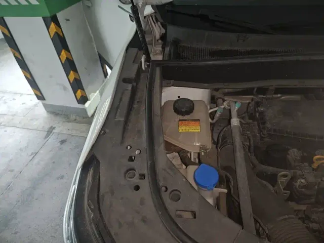 Dongfeng Fengshen AX7 — Фото автомобиля 20