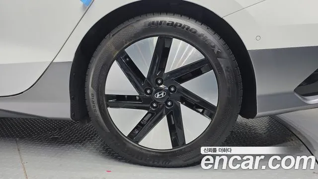 Hyundai Ioniq 6 — Фото автомобиля 6