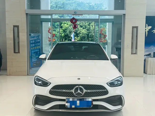 Mercedes-Benz C-Class — Фото автомобиля 2